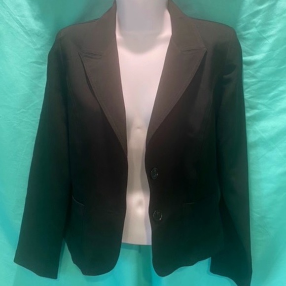 Black Juniors Blazer - Picture 1 of 11